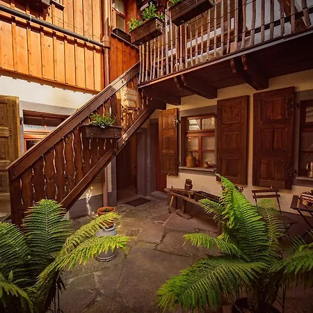 Altes Hinterhaeusel Apartment