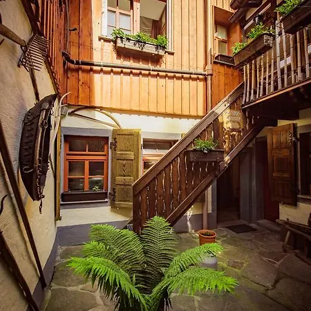 Altes Hinterhaeusel *