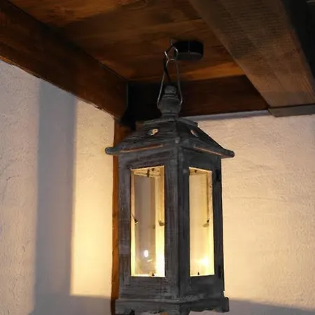 Altes Hinterhaeusel Apartment