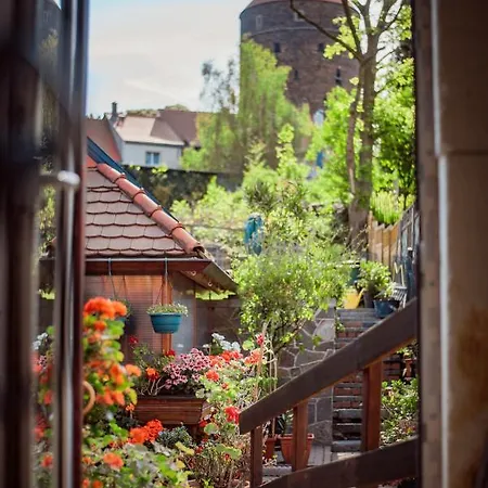 公寓 Altes Hinterhaeusel *